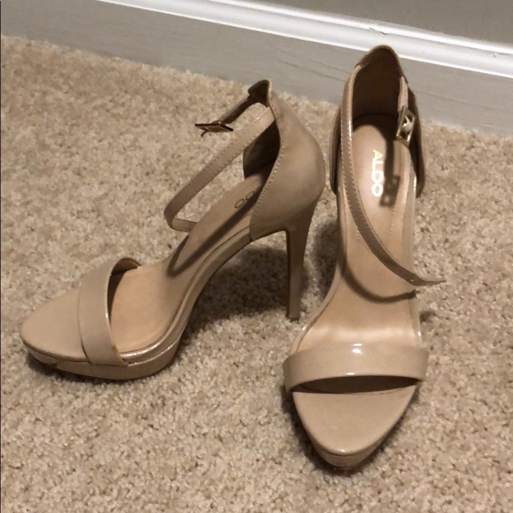ALDO Nude Heel